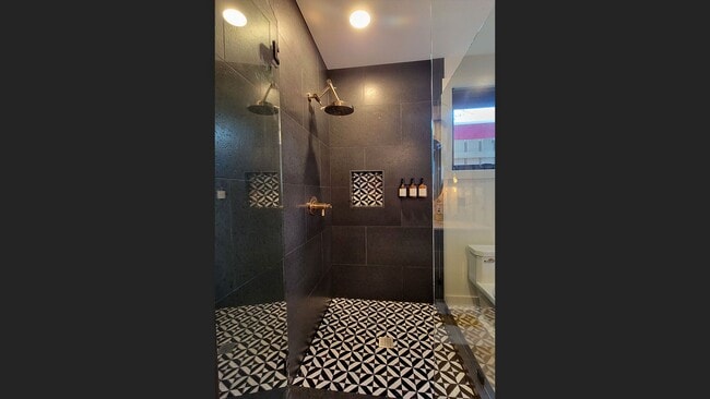 Building Photo - Station House Suite B is a stunning 2 bedr...