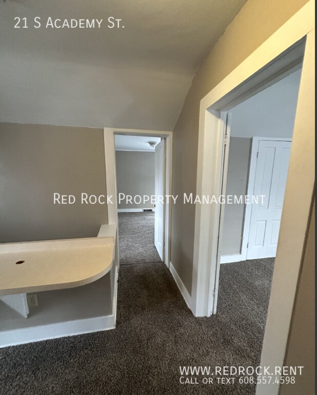 Building Photo - 21 S Academy St