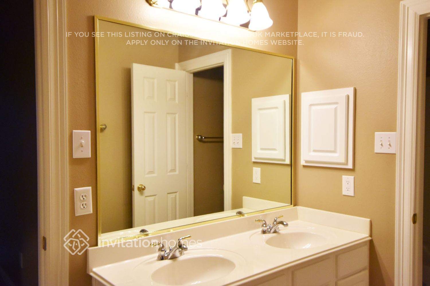 Building Photo - 18426 Wild Basin Tr