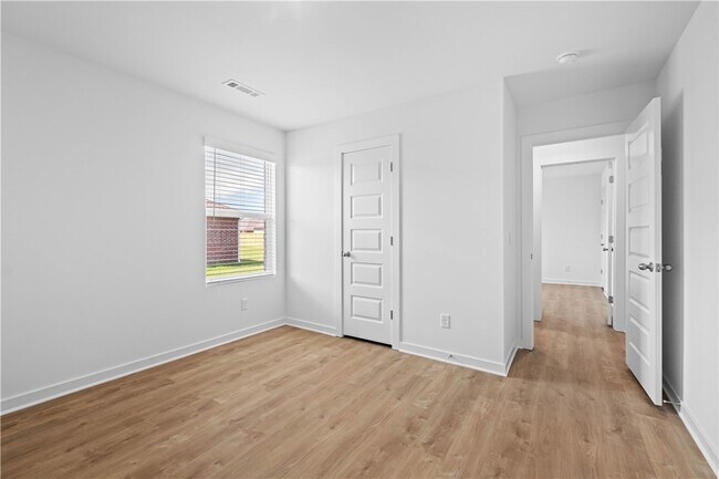 Building Photo - 523 Nevada St