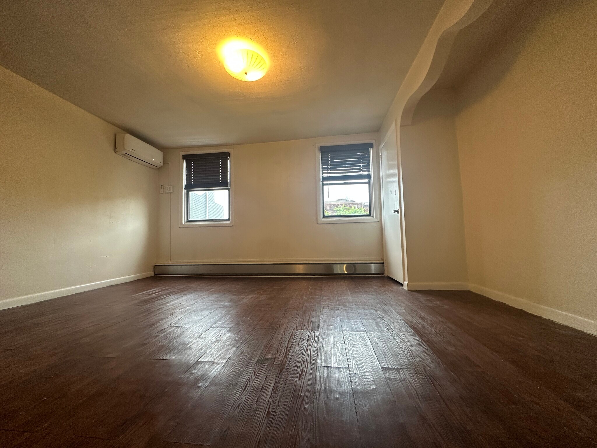 Building Photo - 917 Ellsworth St