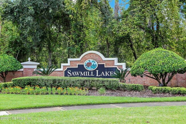 Building Photo - 701 Lake Stone Cir