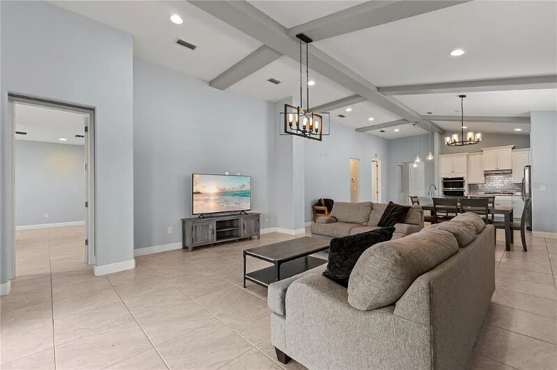 Building Photo - 5827 Inspiration Terrace