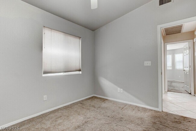 Building Photo - 1460 Dragon Rock Dr