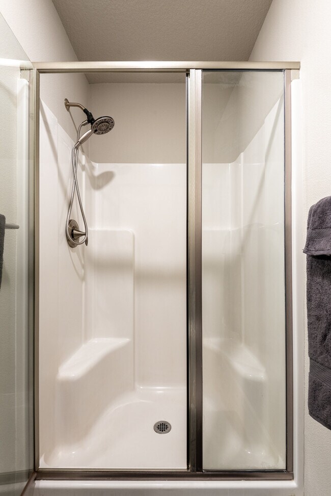 Building Photo - 8899 SW Elena Ln