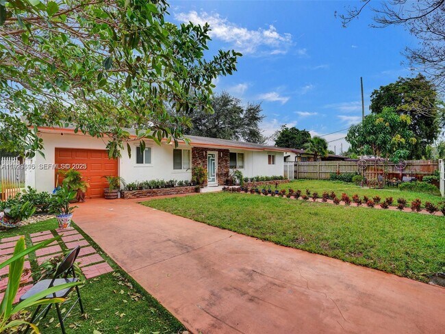 Building Photo - 15455 N Miami Ave