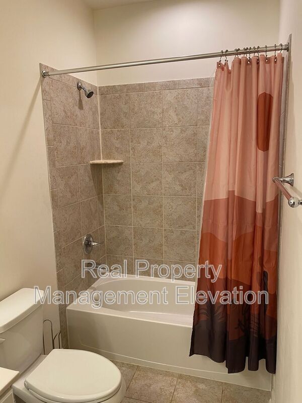 Building Photo - 779 Mcguire Cir