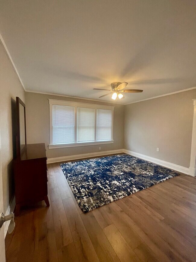 Building Photo - 6765 Palmetto St