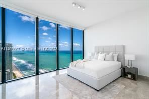 Building Photo - 4 br, 4.5 bath Condo - 18555 Collins Ave A...