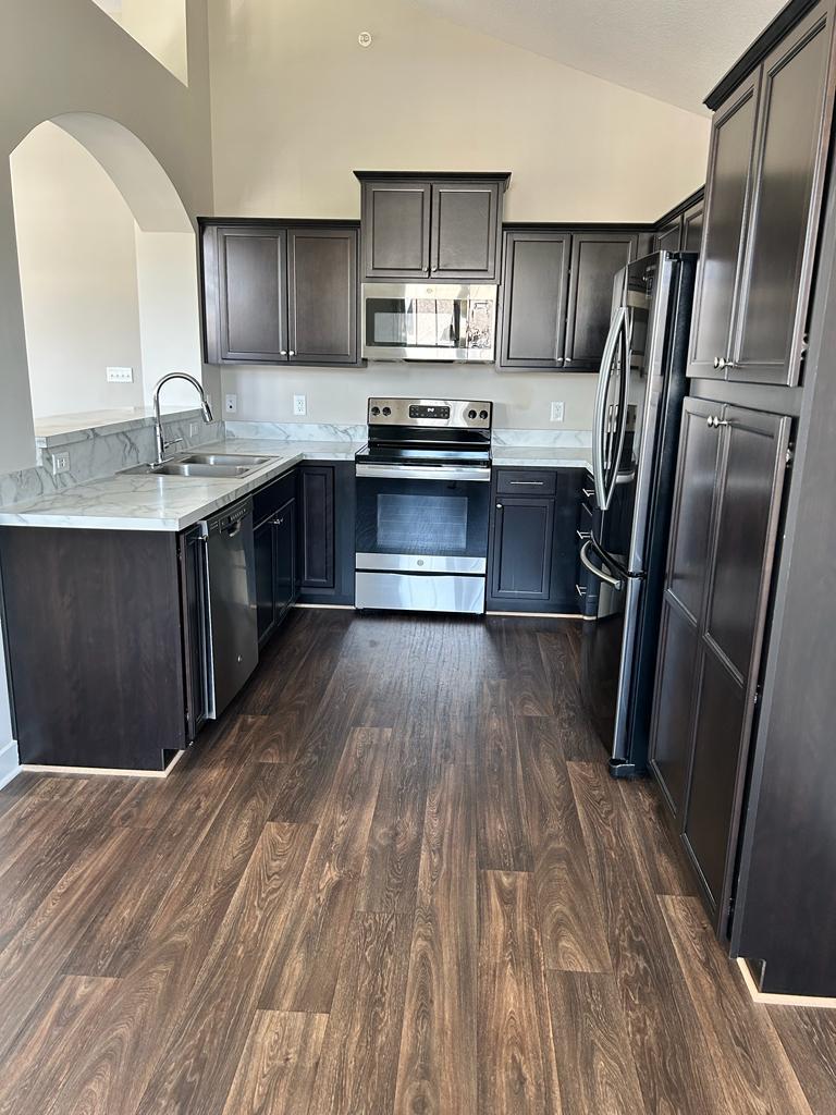 Building Photo - 408 Fishers Ct