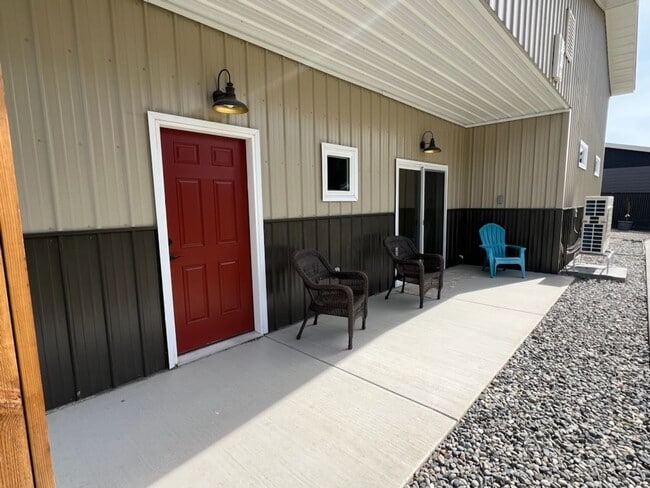Building Photo - New Construction! 2 bed/ 2 bath with VIEWS...