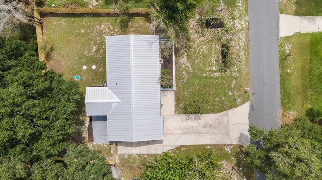 Building Photo - 5028 Cardinal Dr