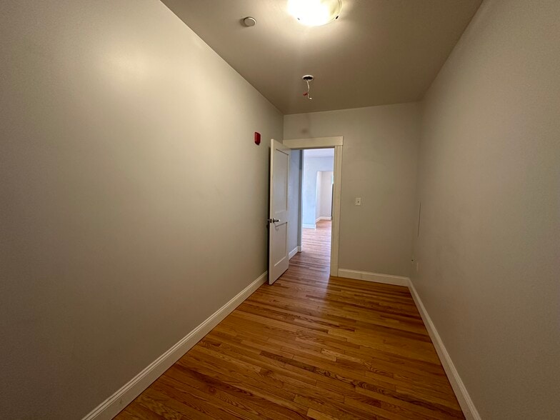 Building Photo - 231 Lafayette St