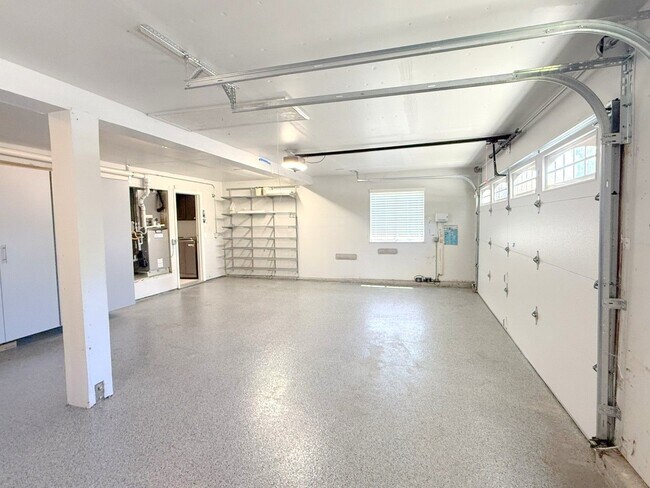 Building Photo - Spectacular Anderson Ranch Beauty Backing to Open Space !