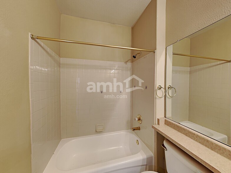 Building Photo - 23559 E Arkansas Pl