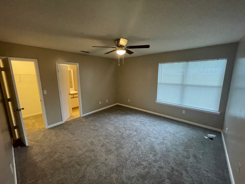 Building Photo - 314 Olympia Ct