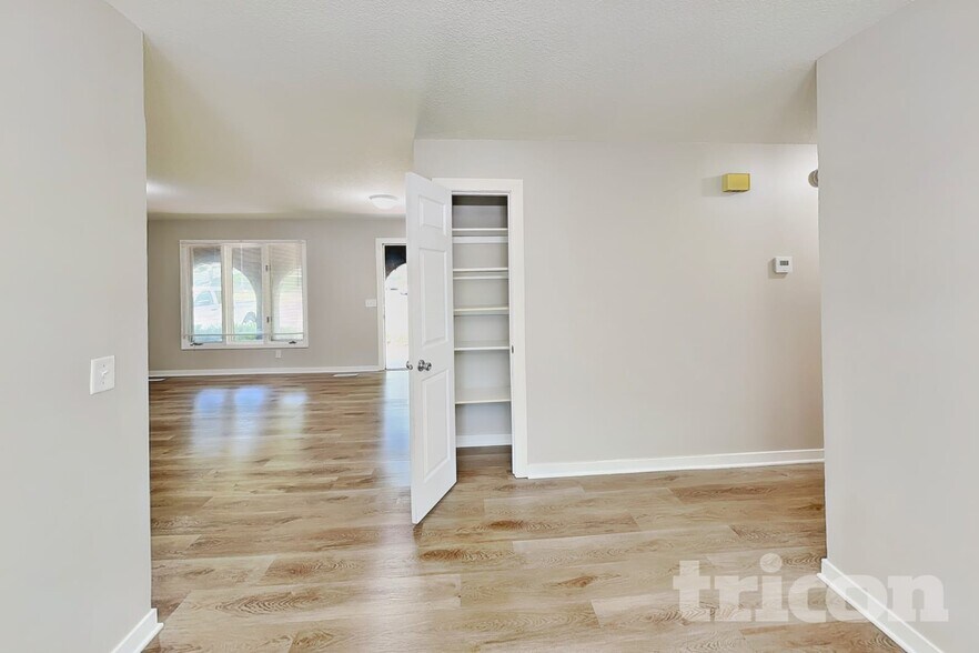 Building Photo - 13548 Dan Patch Dr