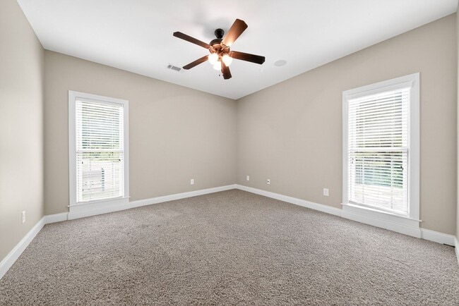 Building Photo - 9027 Cimarron Ct