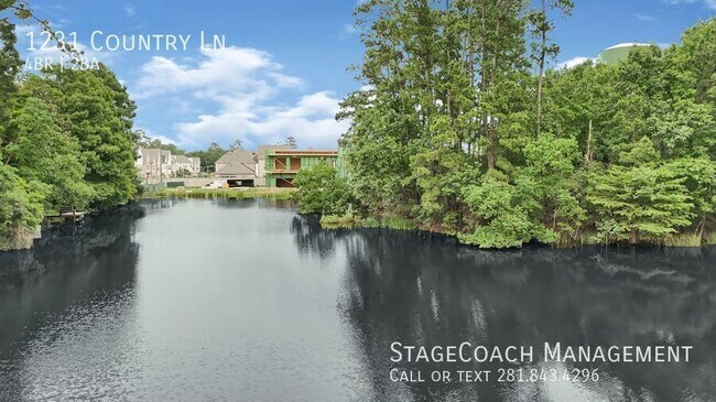 Primary Photo - 1231 Country Ln