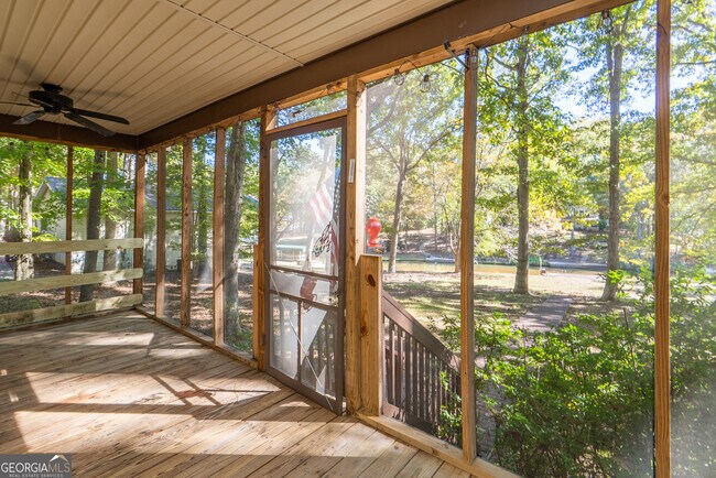 Building Photo - 248 W River Bend Dr