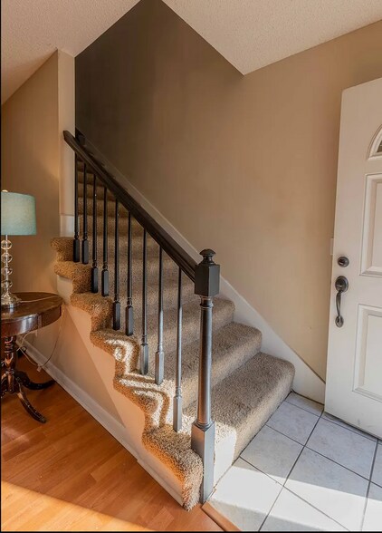 Building Photo - 5515 Country Dr