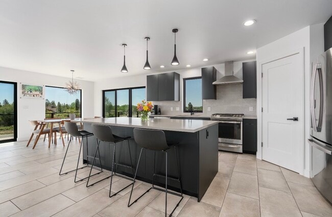 Building Photo - 1205 Trails Creek Ave