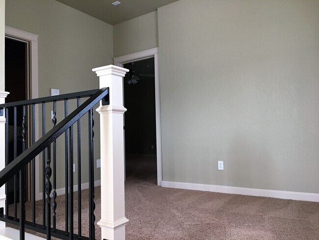 Building Photo - MILL RIVER CONDO (APP#3)