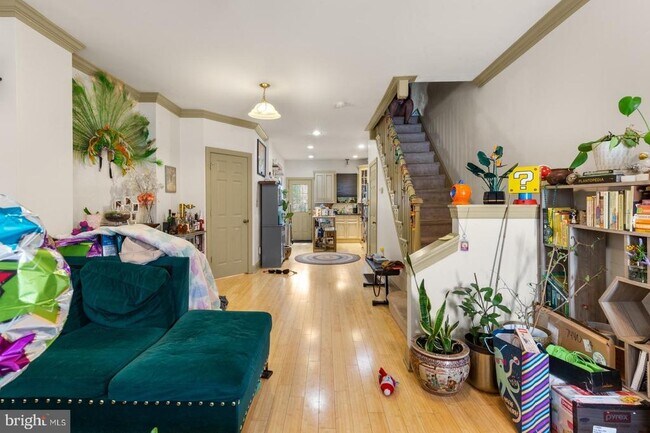 Building Photo - 139 Davis St