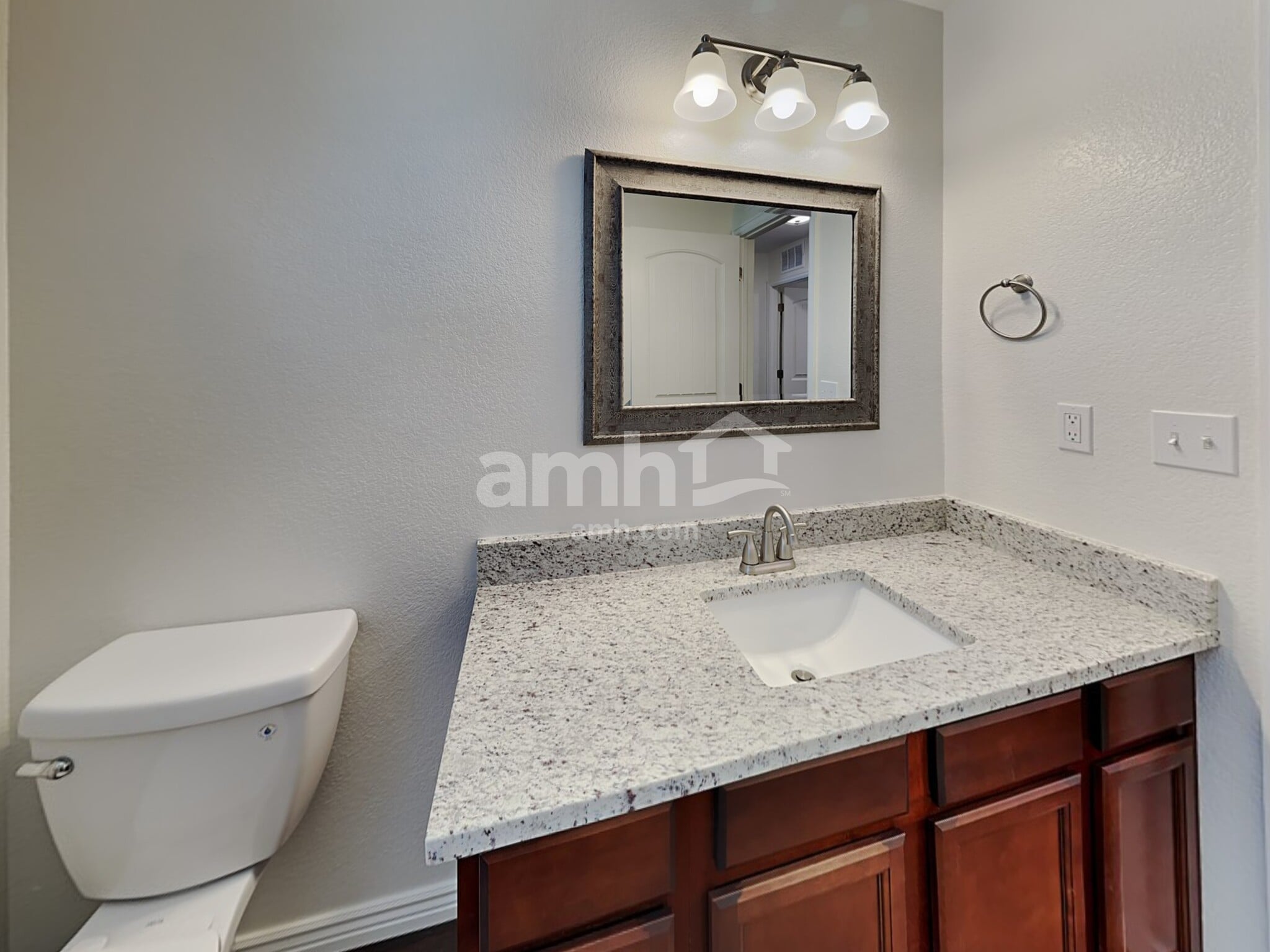 Building Photo - 2496 Sierra Springs Dr