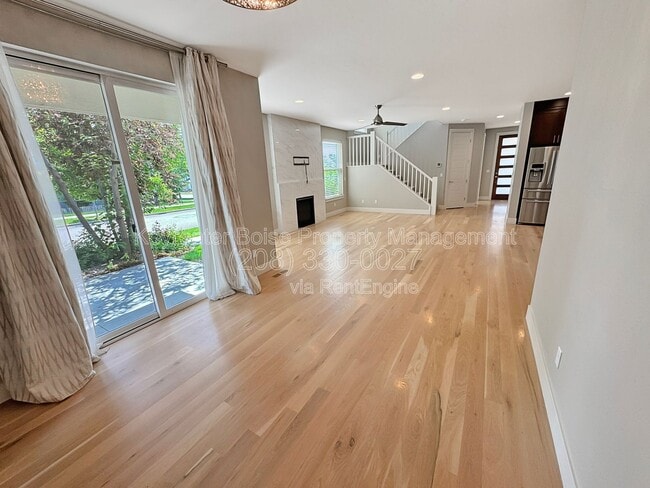 Building Photo - 2784 S Trailwood Way