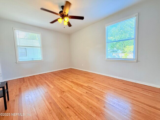 Building Photo - 1626 Charon Rd