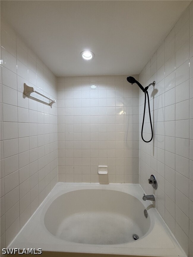 Building Photo - 7945 Preserve Cir