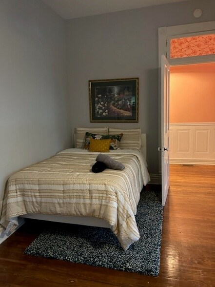 Building Photo - 519 Camp St