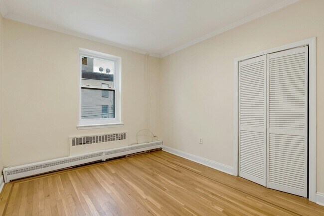 Building Photo - 590 Palisade Ave