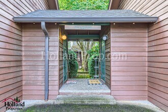 Building Photo - Spacious 1-Bedroom Plus Bonus Room in Forest Grove! BEST PRICE $1,650!!!