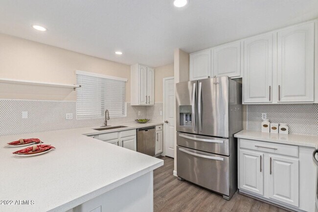 Building Photo - 2283 W Silver Creek Ln