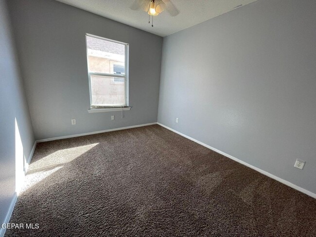 Building Photo - 3952 Tierra Venado Dr