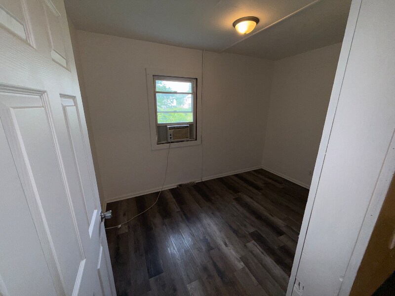 Building Photo - 1103 Arlington Ave