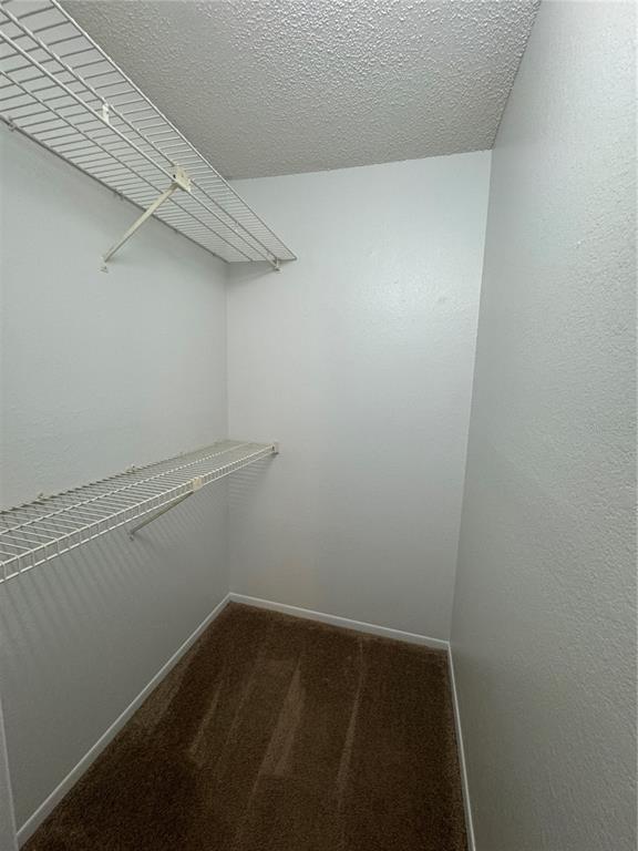 Building Photo - 633 Buoy Ln