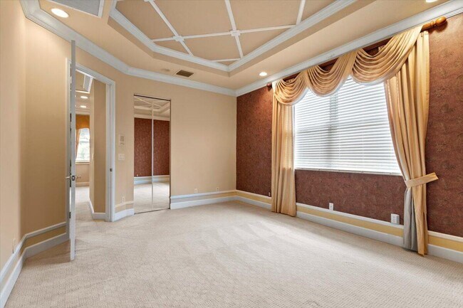 Building Photo - 2335 NW Via Della Ct