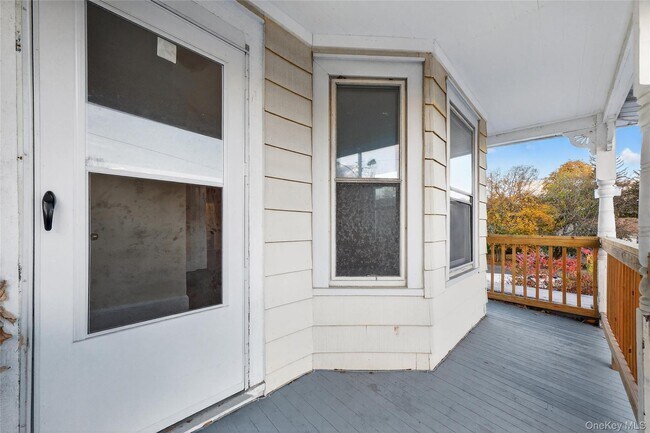 Building Photo - 11 Zimmer Ave