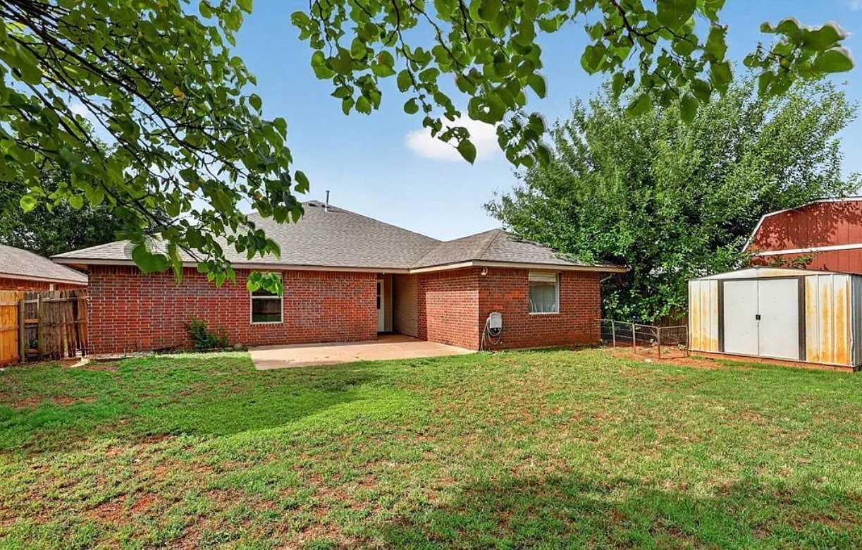 Building Photo - 4921 NW 163rd St