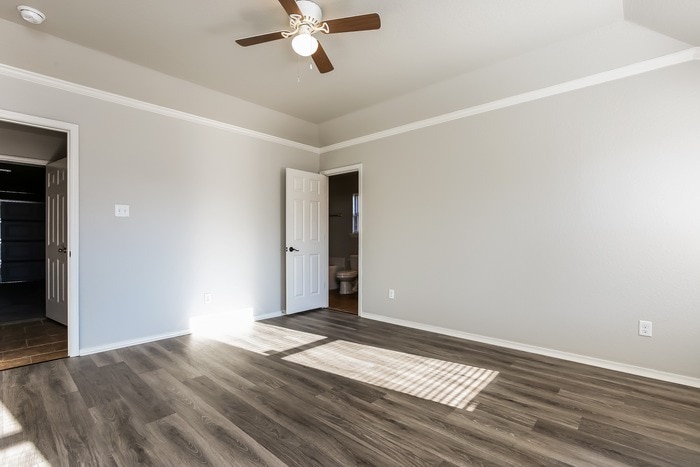 Building Photo - 6517 White Oak Way