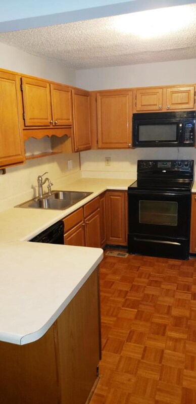 Building Photo - 4155 Lake Mist Dr NW