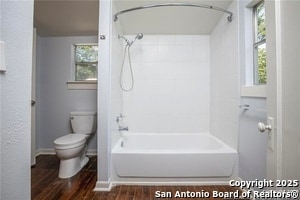 Building Photo - 271 Willow Ave