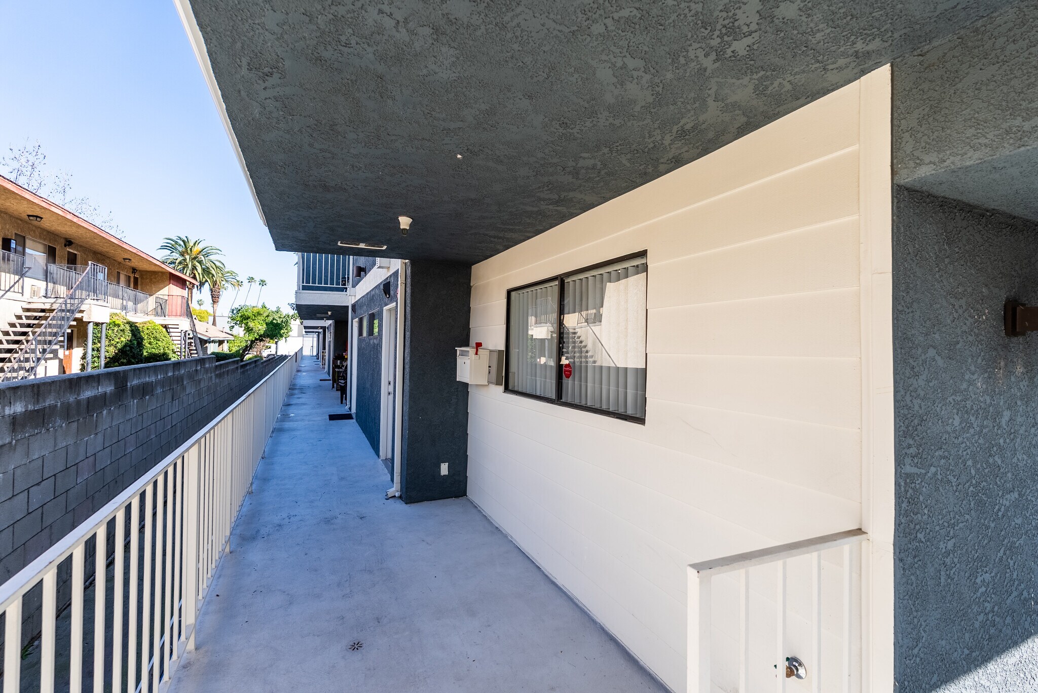 Building Photo - 123 S Roosevelt Ave