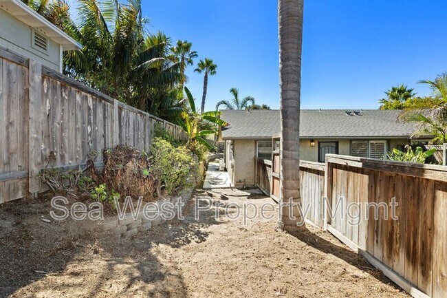 Building Photo - 889 Bracero Rd