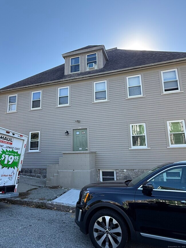 Building Photo - 20 Garvin St