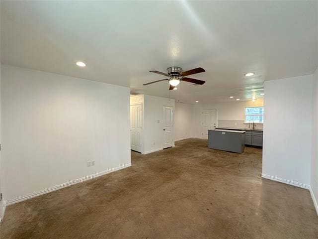 Building Photo - 108 W Adams St