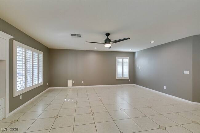 Building Photo - 685 Lynmar Ct